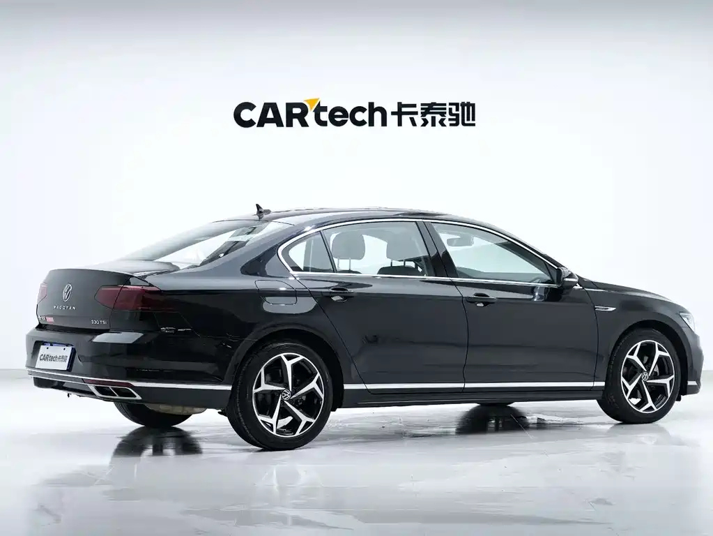 VOLKSWAGEN MAGOTAN 2023