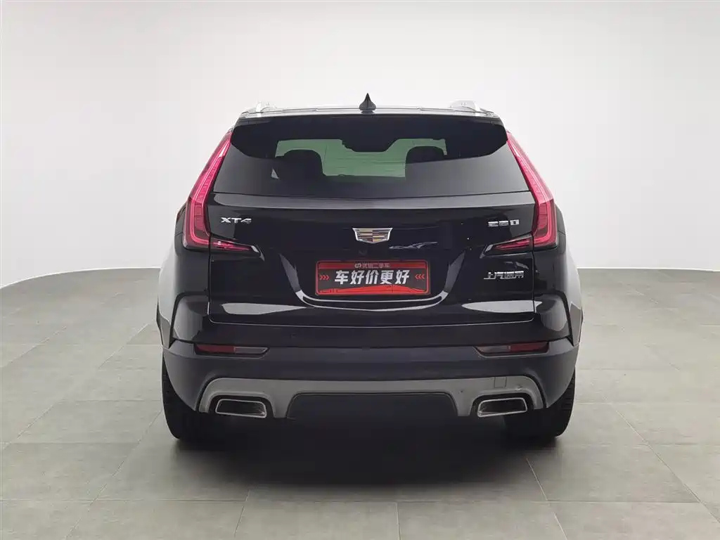 CADILLAC XT4 2021