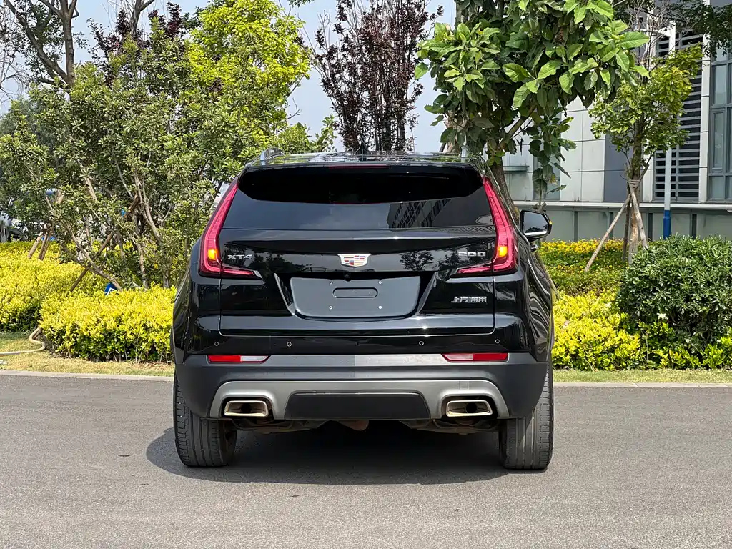 CADILLAC XT4 2020