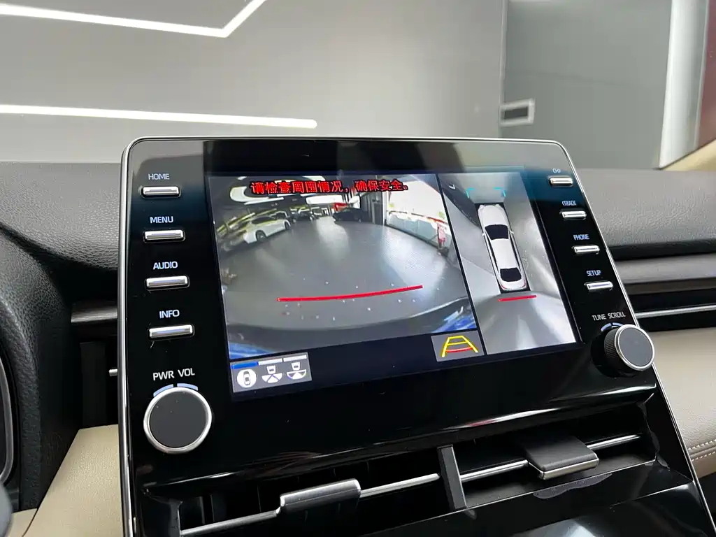 TOYOTA AVALON 2020
