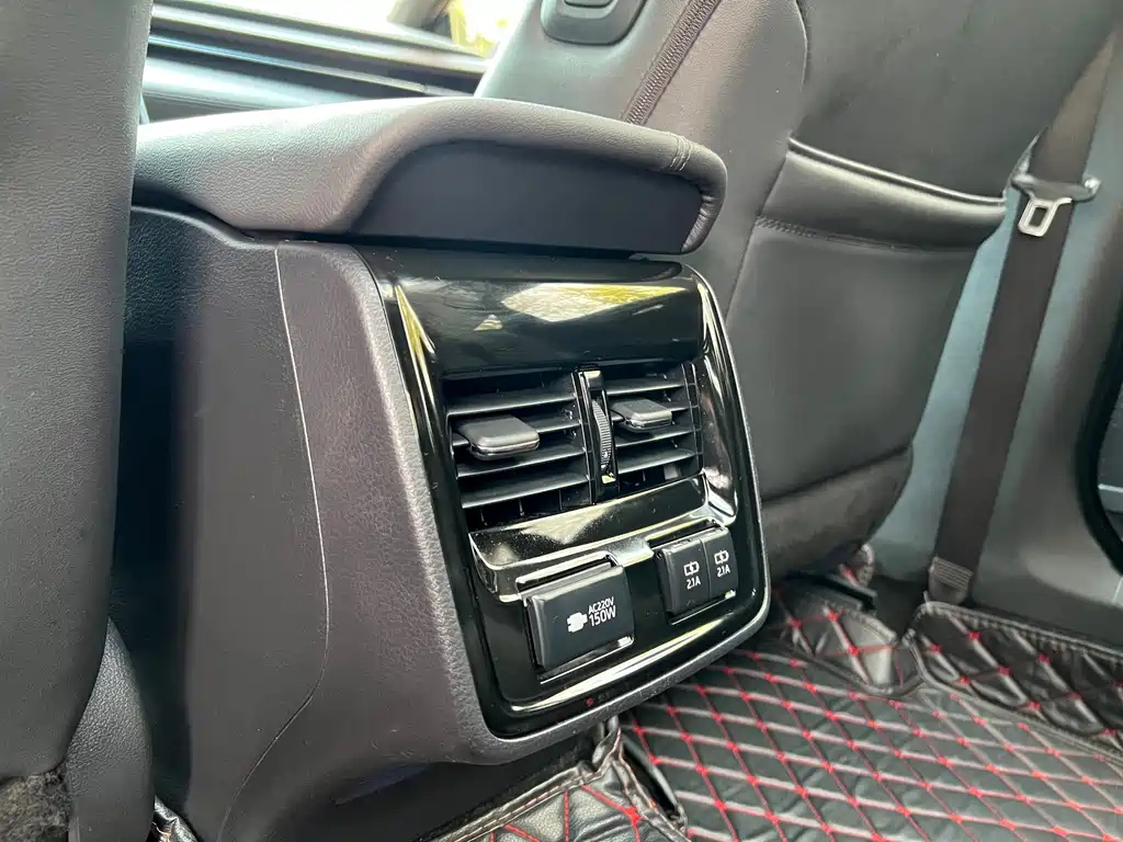 TOYOTA AVALON 2020
