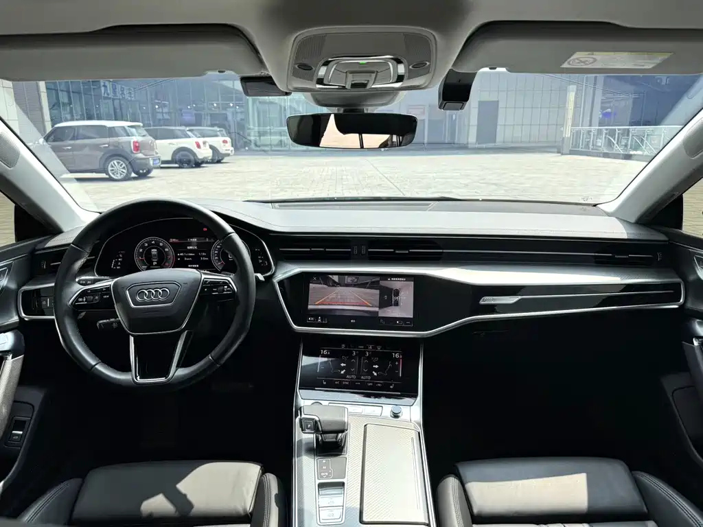 AUDI A7 2023