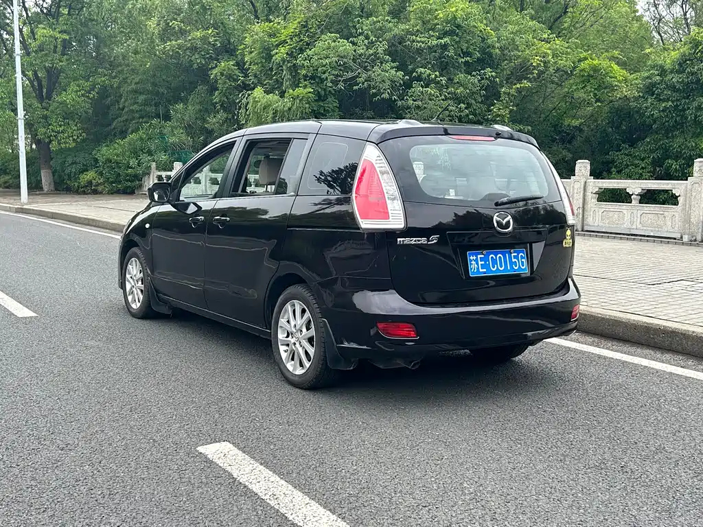 MAZDA 5 2011