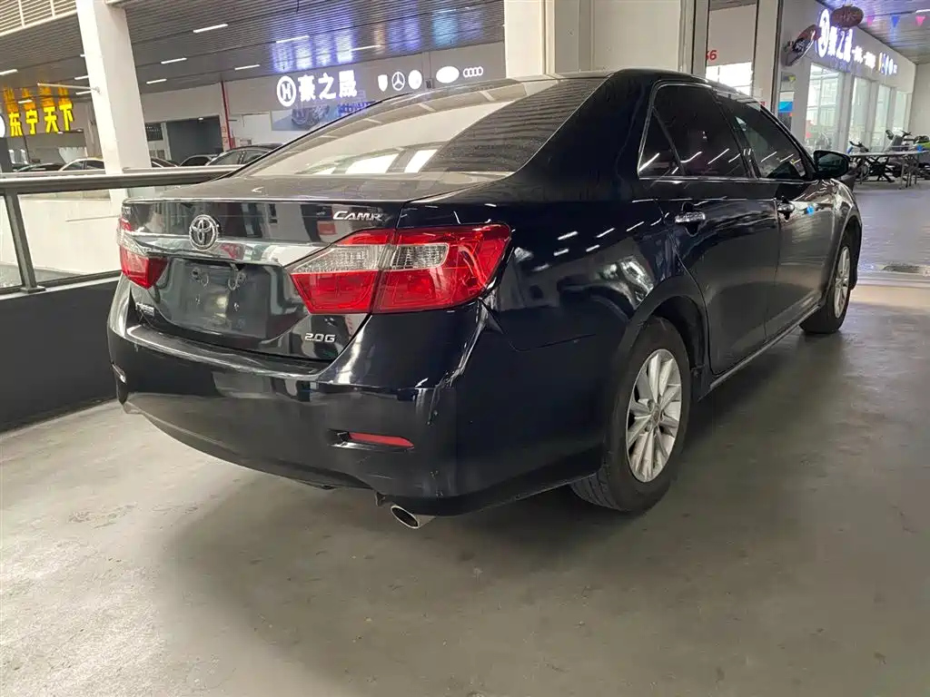TOYOTA CAMRY 2013