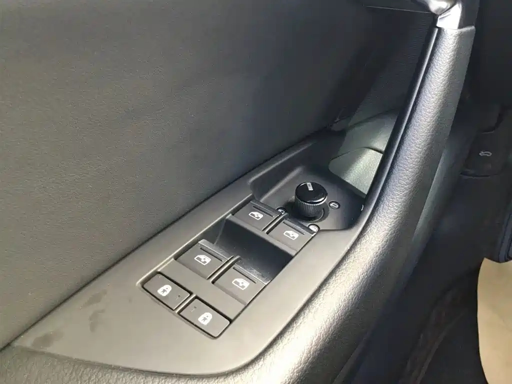 AUDI A6L 2022