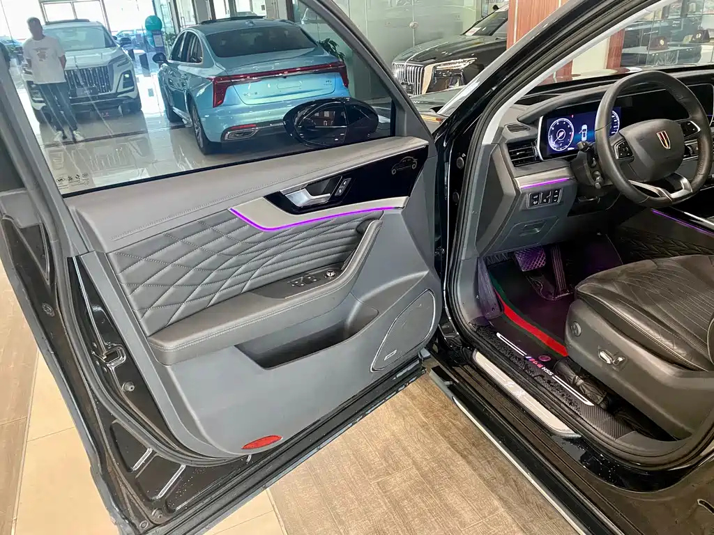 HONGQI HS5 2023