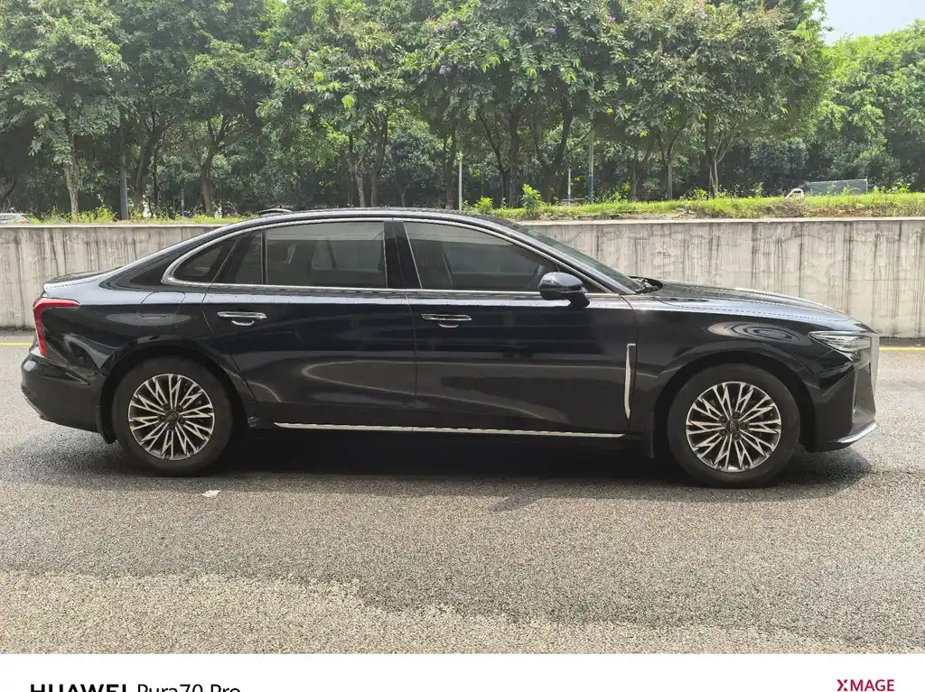 HONGQI H5 2023