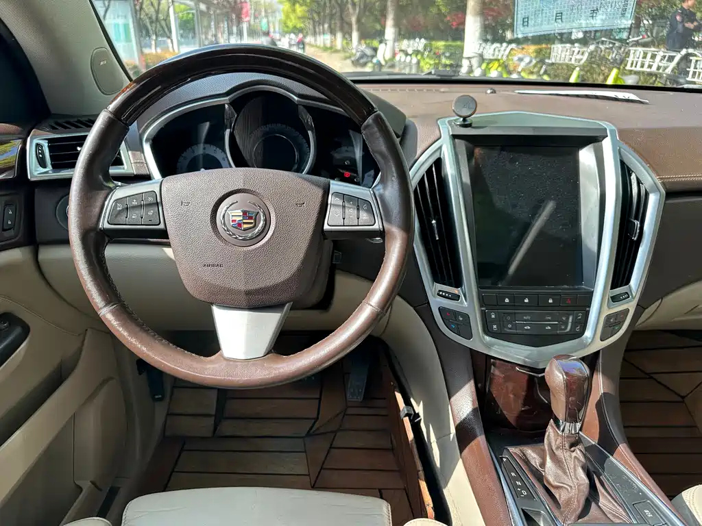 CADILLAC SRX 2012