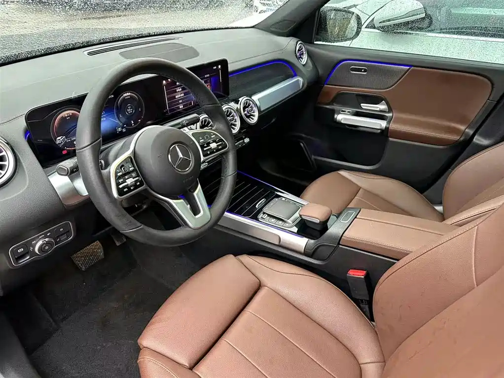 MERCEDES BENZ GLB 2022