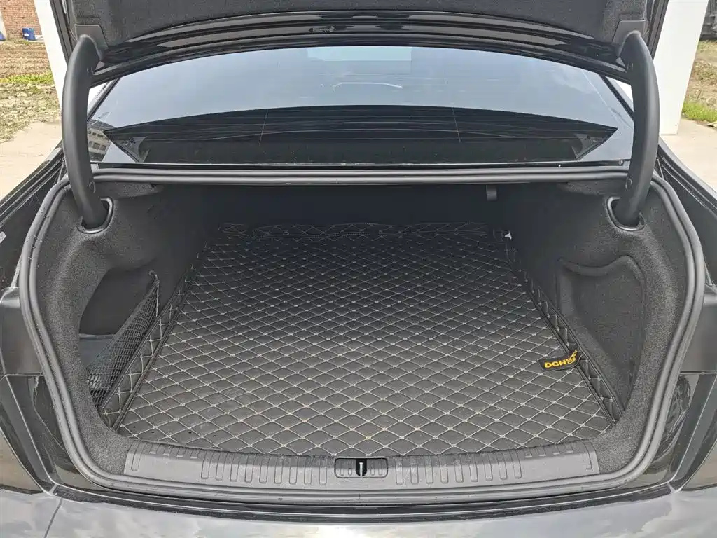 AUDI A6L 2021