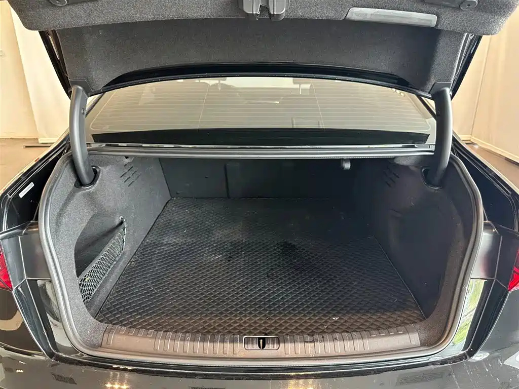 AUDI A6L 2022
