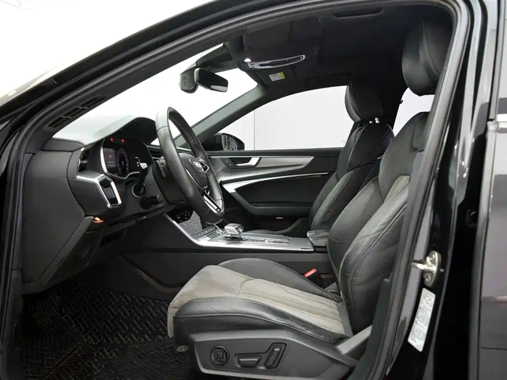 AUDI A6L 2020