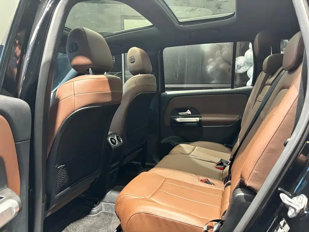 MERCEDES BENZ GLB 2021