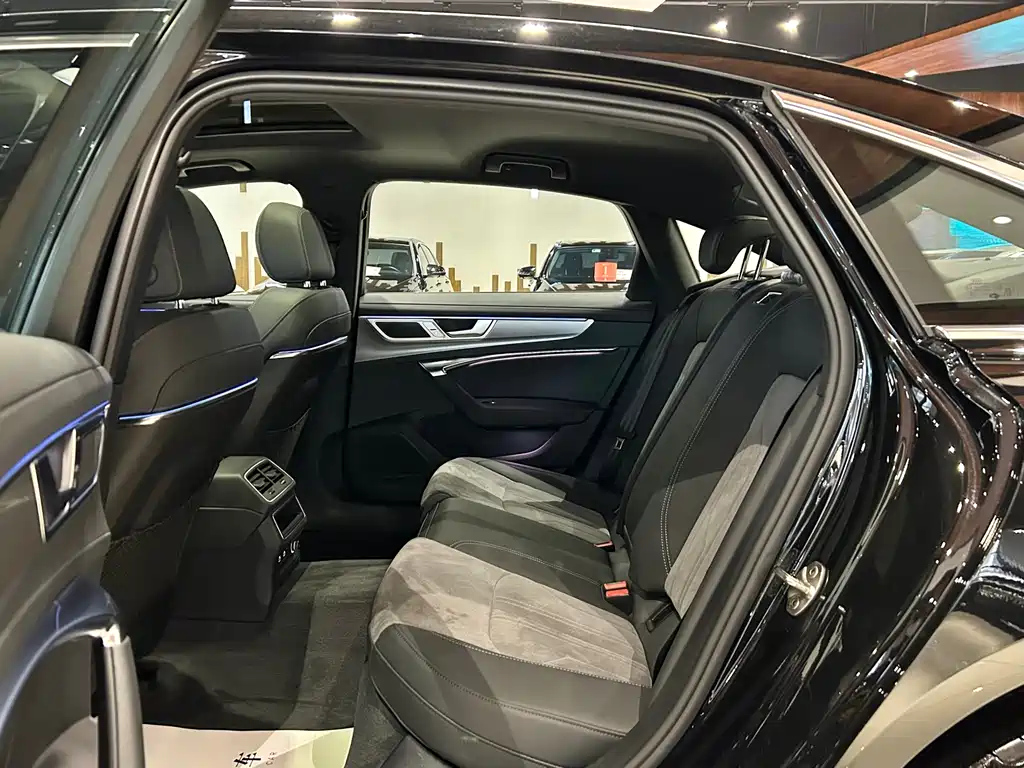 AUDI A6L 2023