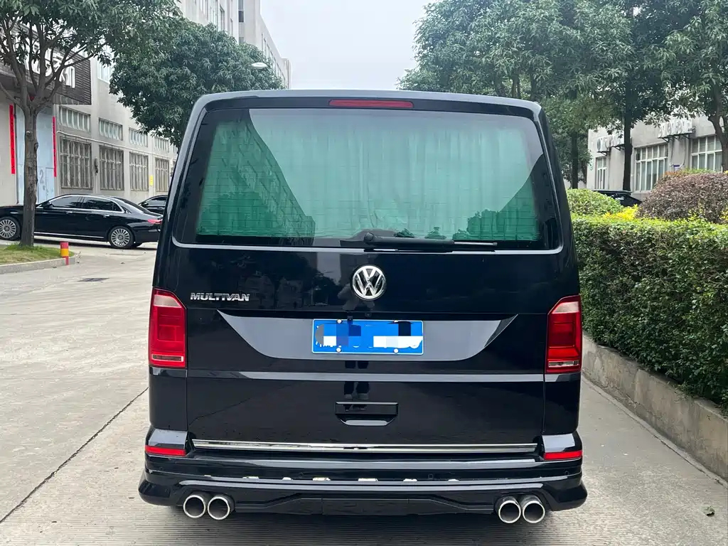 VOLKSWAGEN MULTIVAN 2018