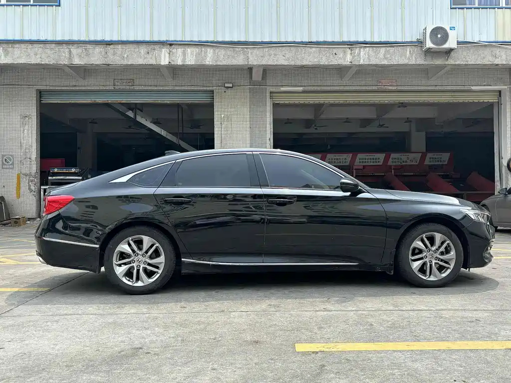 HONDA ACCORD 2020