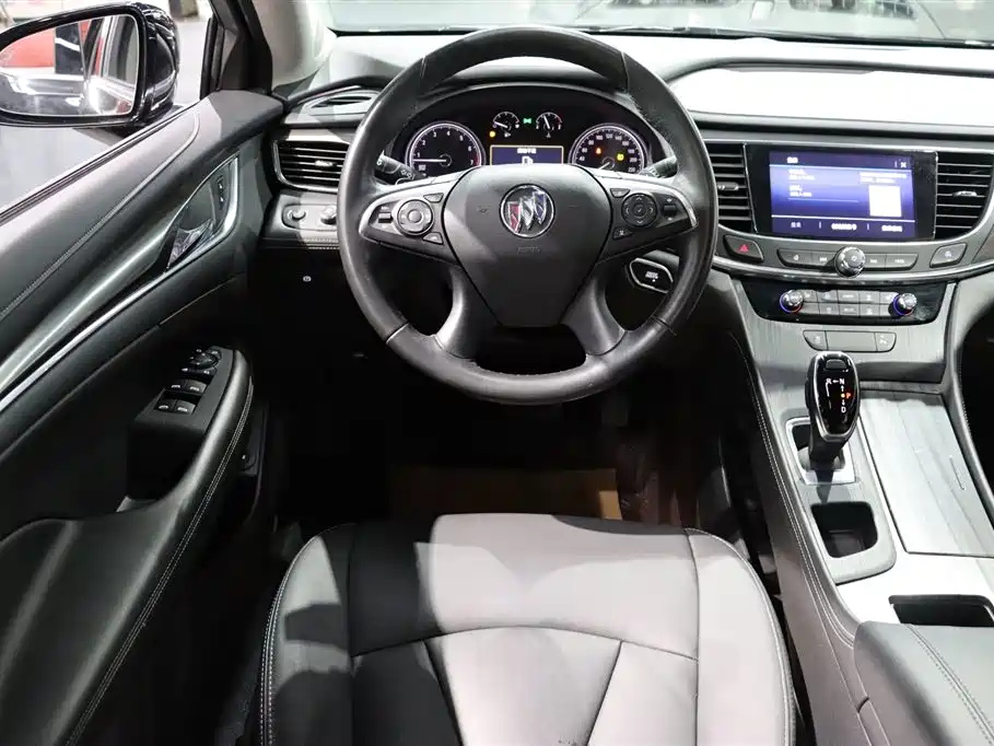 BUICK LACROSSE 2022