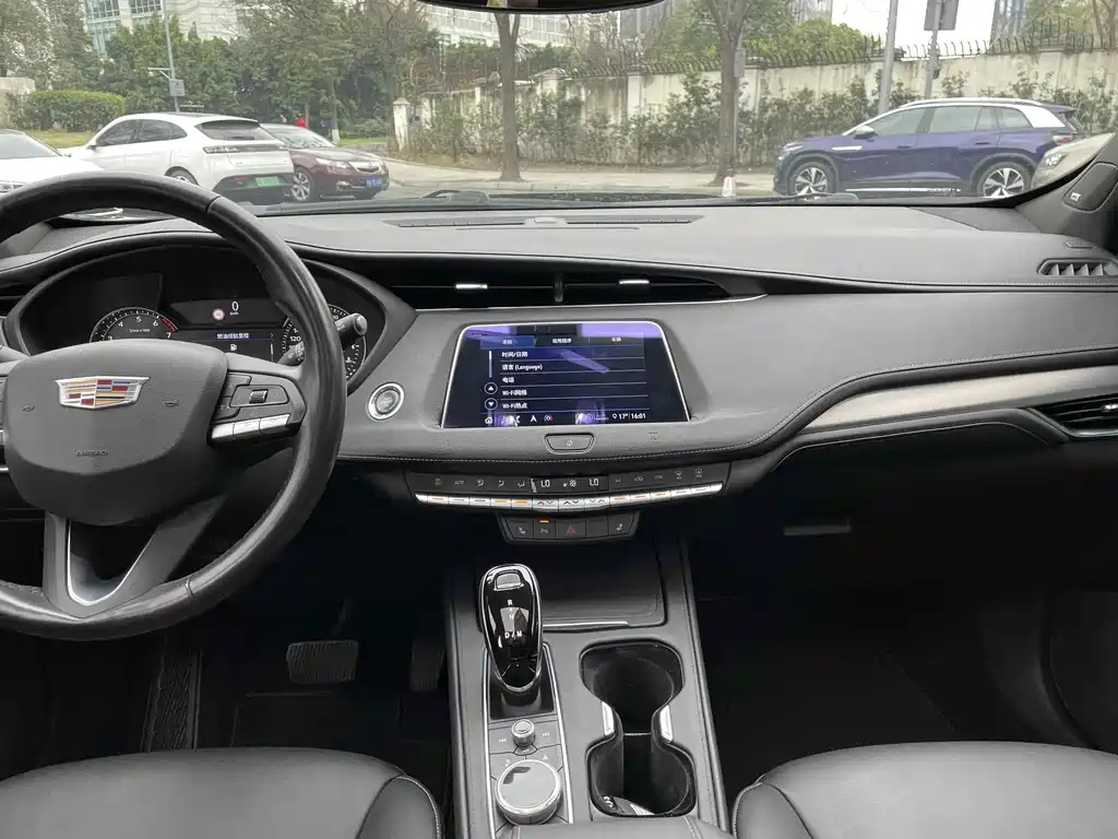 CADILLAC XT4 2020