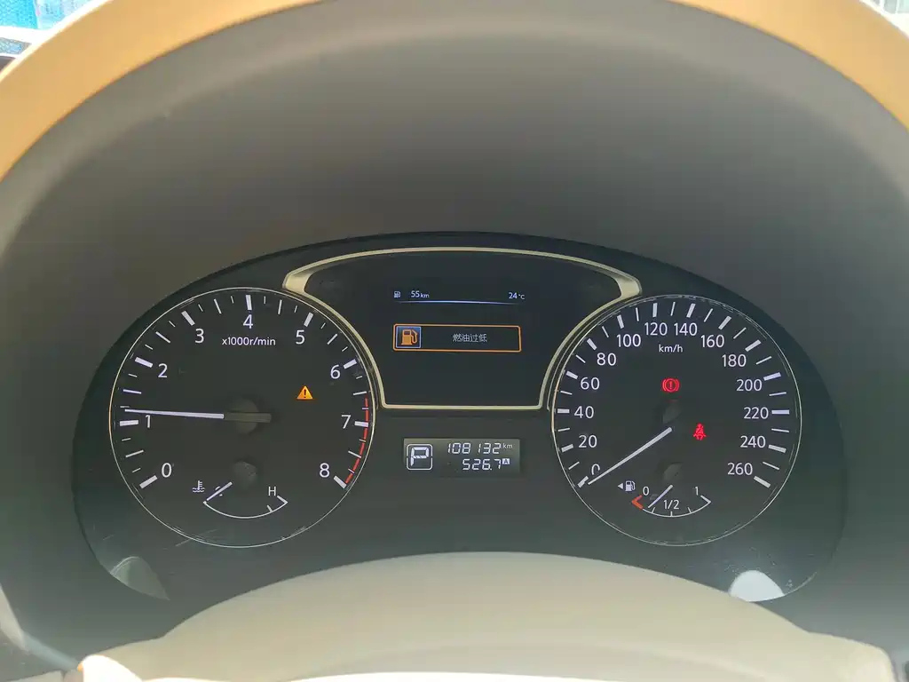 NISSAN TEANA 2015