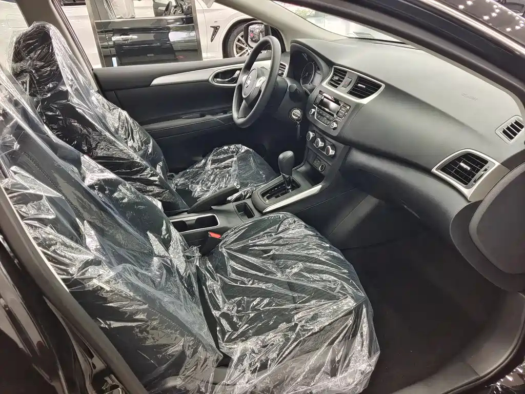 NISSAN SYLPHY 2024