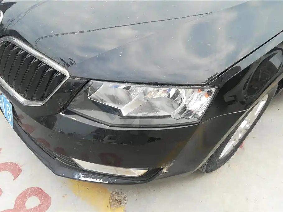 SKODA OCTAVIA 2015