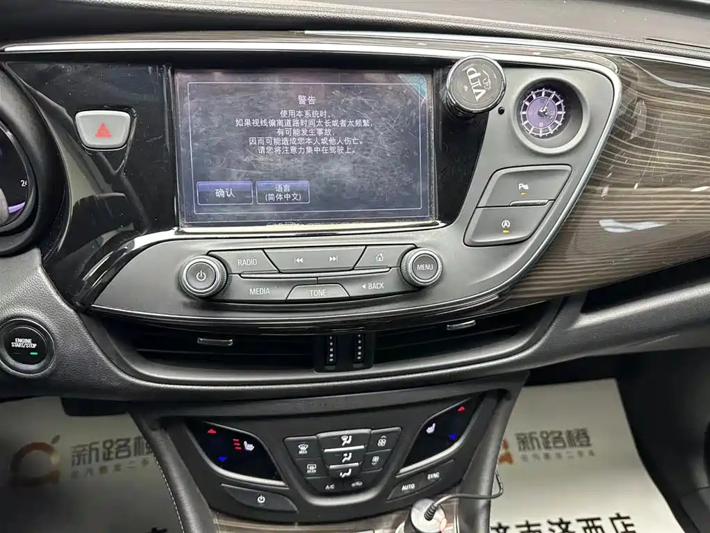 BUICK ENVISION 2018