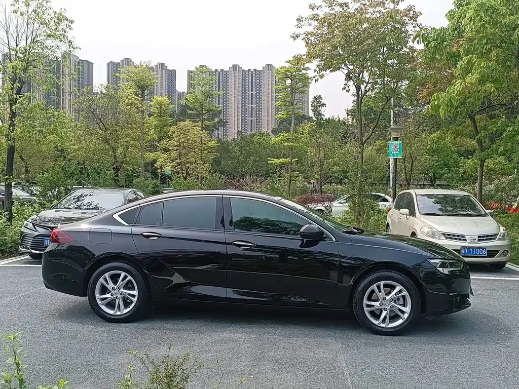 BUICK REGAL 2022