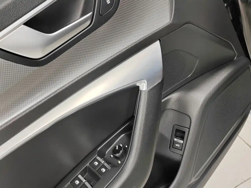 AUDI A6L 2021
