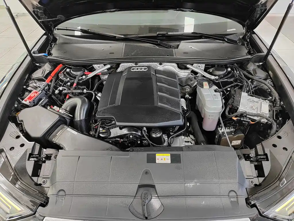 AUDI A6L 2021