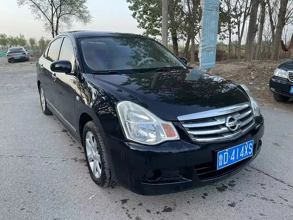NISSAN SYLPHY 2010