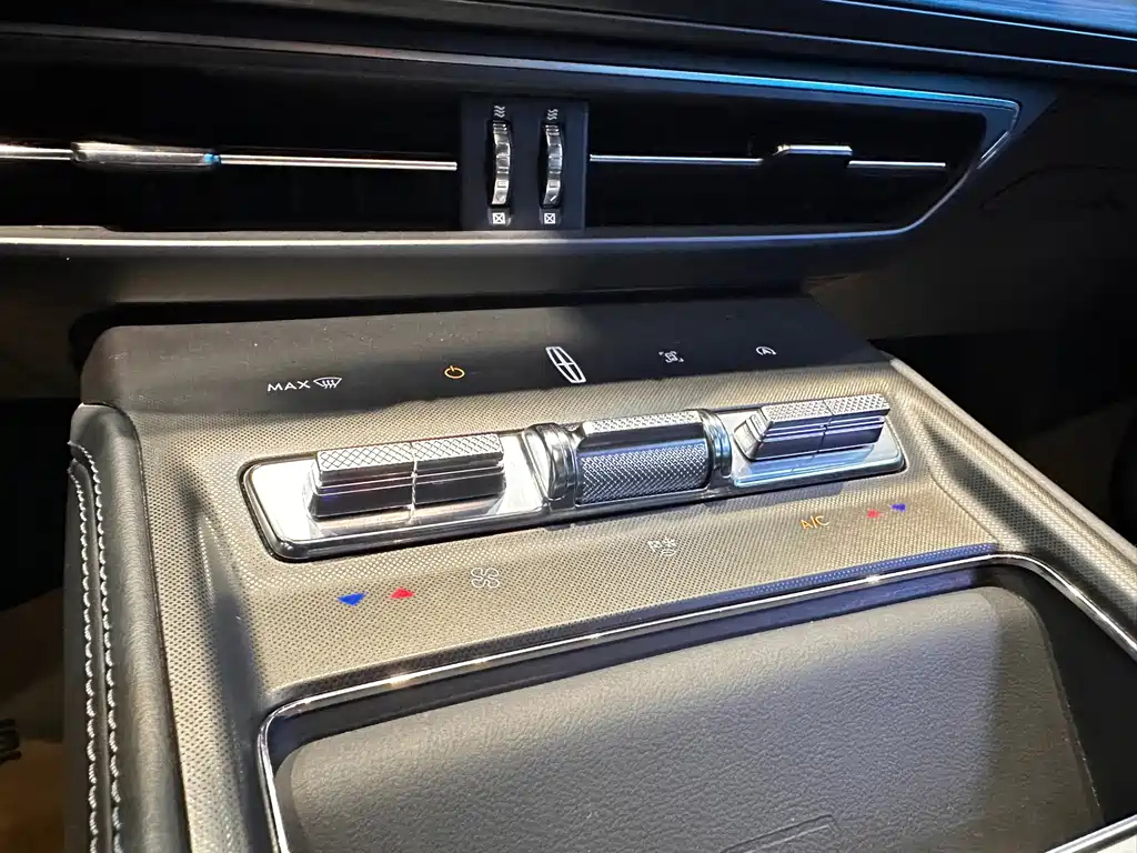 LINCOLN Z 2023