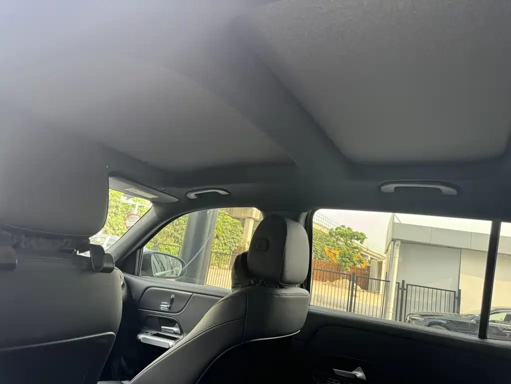 MERCEDES BENZ GLB 2022