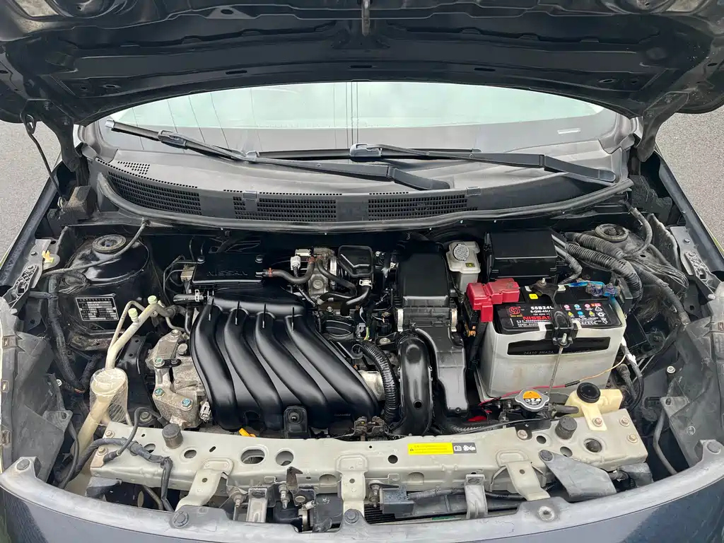 NISSAN SUNNY 2013
