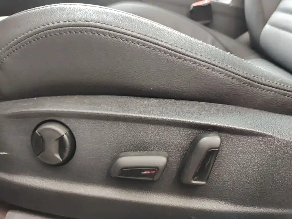 VOLKSWAGEN MAGOTAN 2018