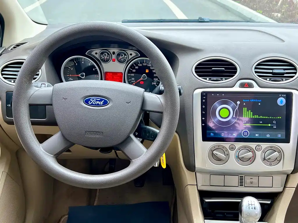 FORD FOCUS 2011