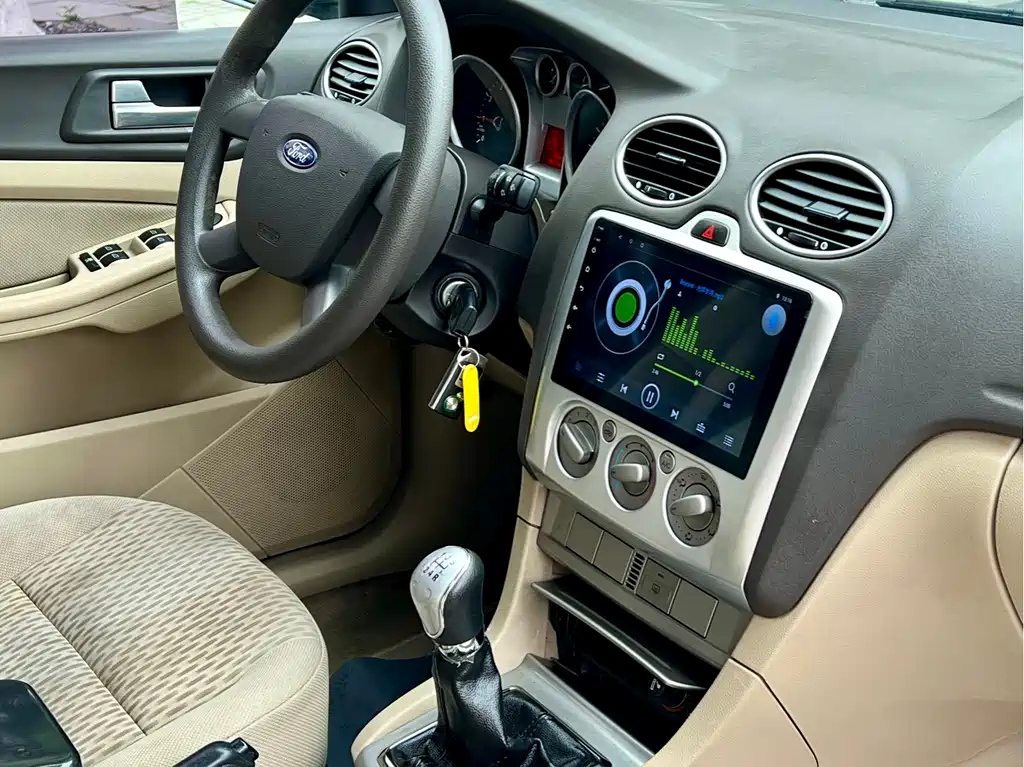 FORD FOCUS 2011