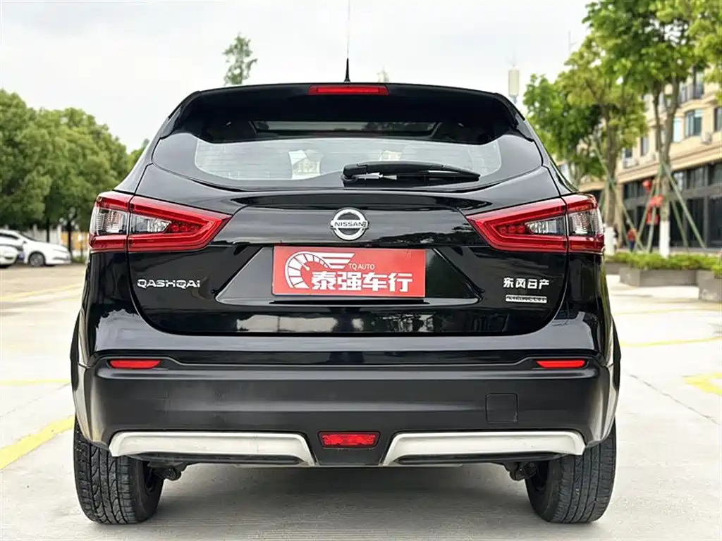 NISSAN QASHQAI 2019
