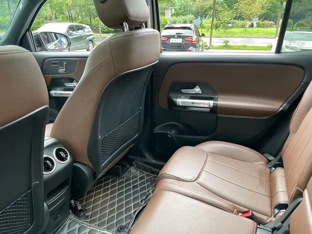 MERCEDES BENZ GLB 2021