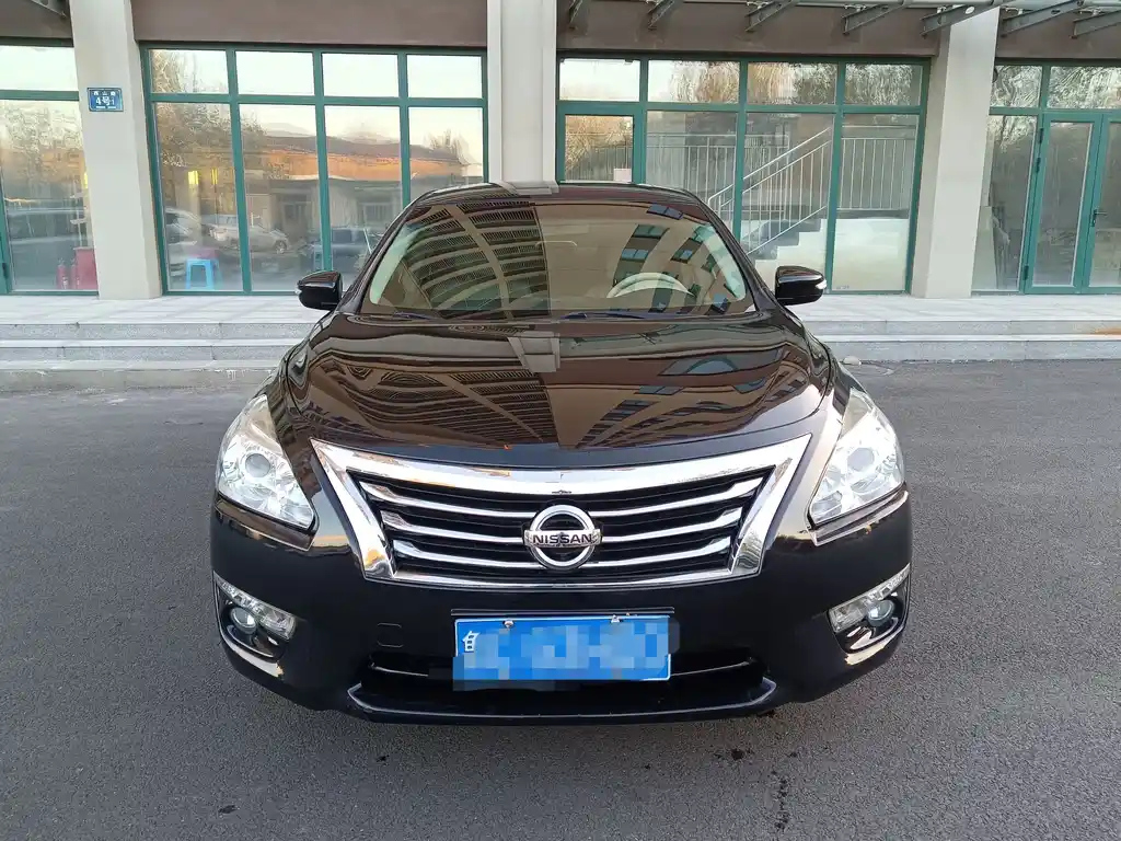NISSAN TEANA 2016