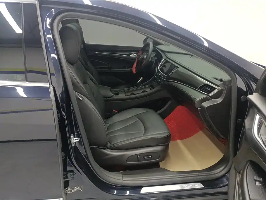 BUICK LACROSSE 2022