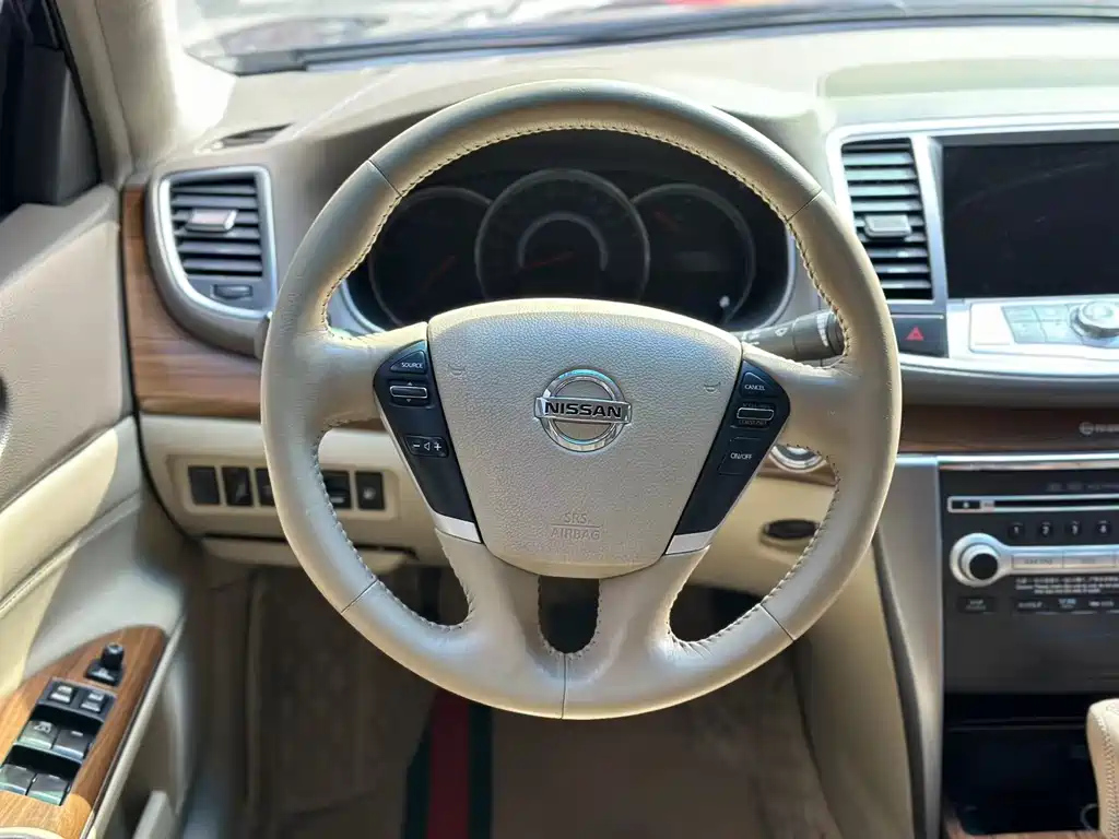 NISSAN TEANA 2013