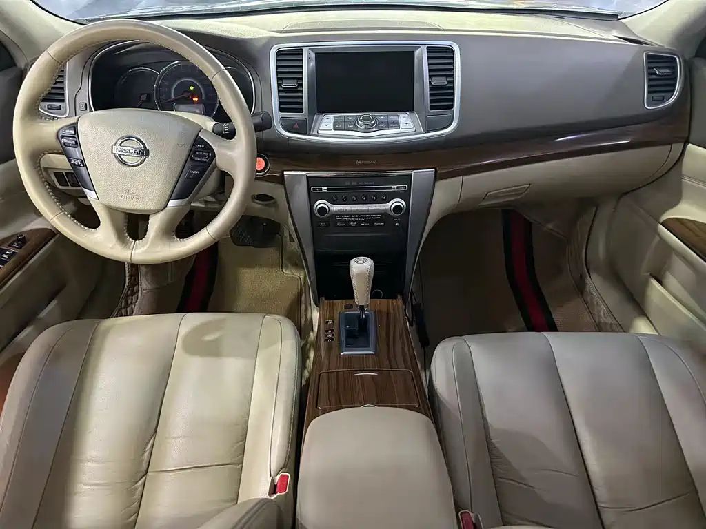 NISSAN TEANA 2013