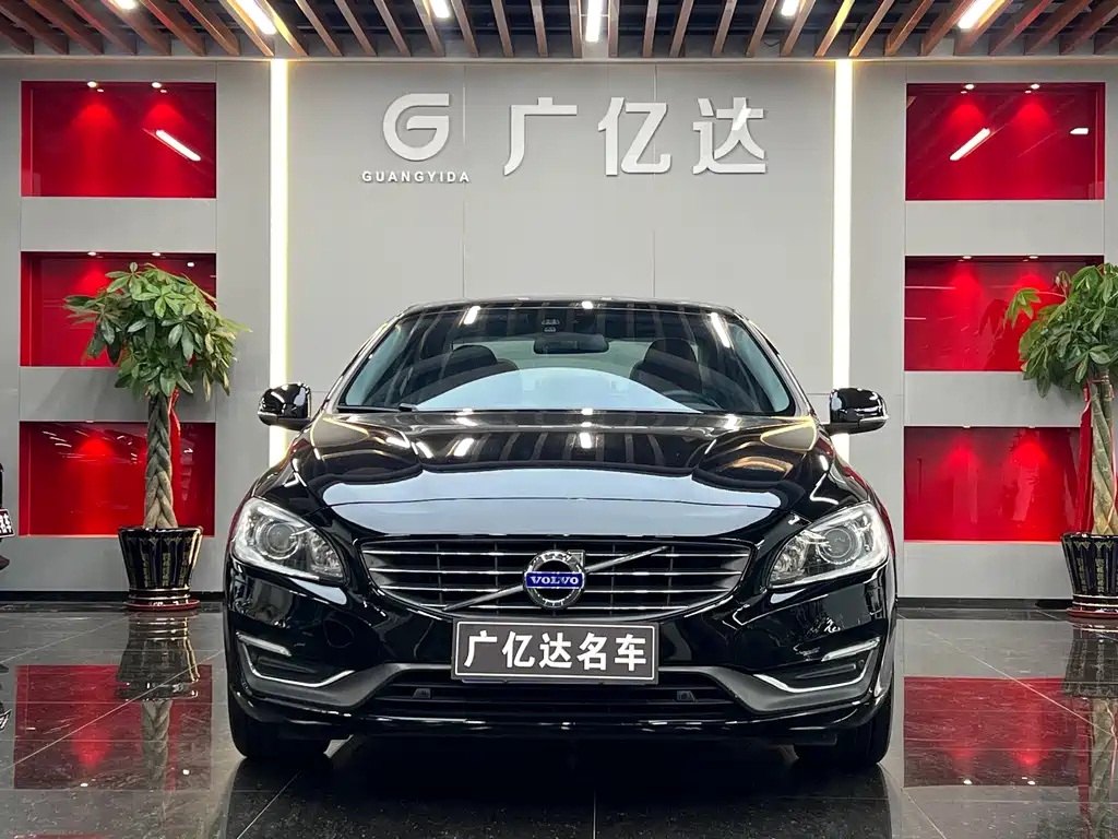 VOLVO S60 IMPORT 2014