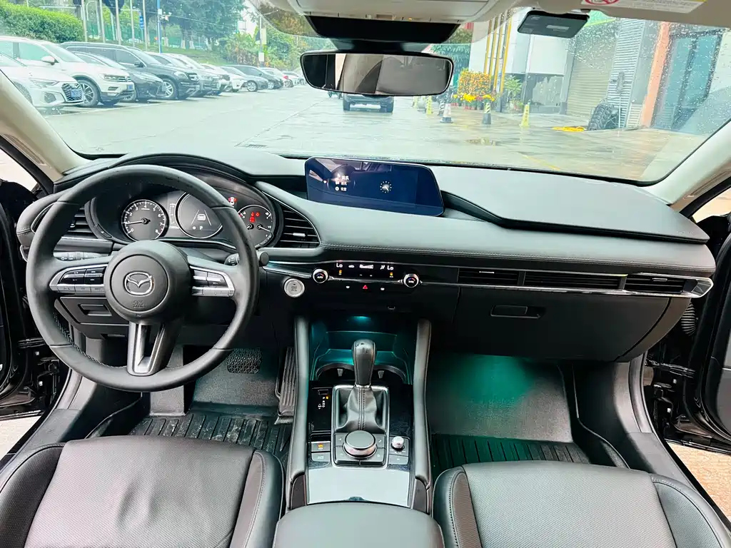 MAZDA 3 AXELA 2021