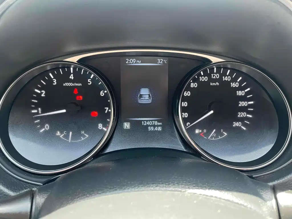 NISSAN X-TRAIL 2016