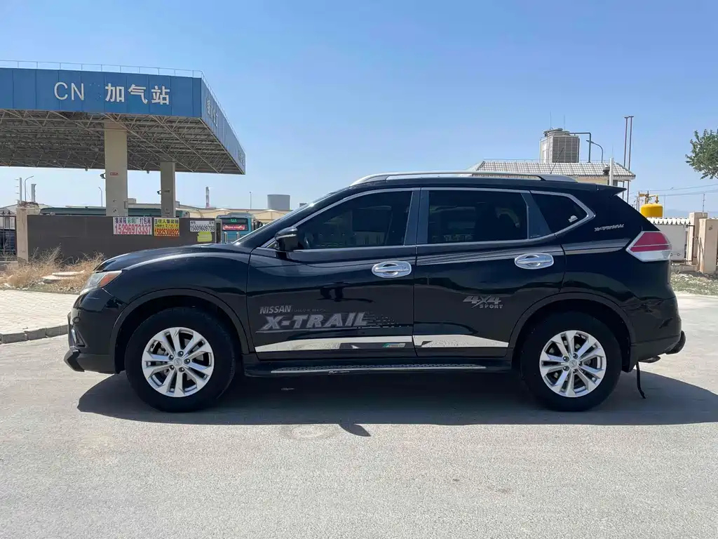 NISSAN X-TRAIL 2016