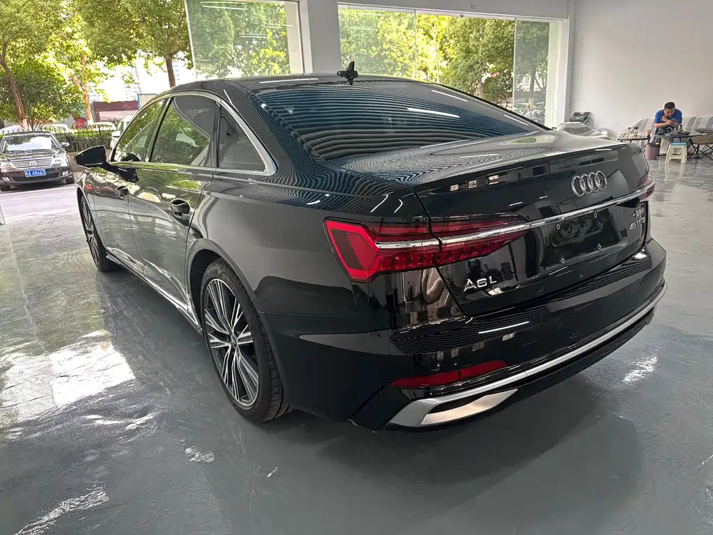 AUDI A6L 2023