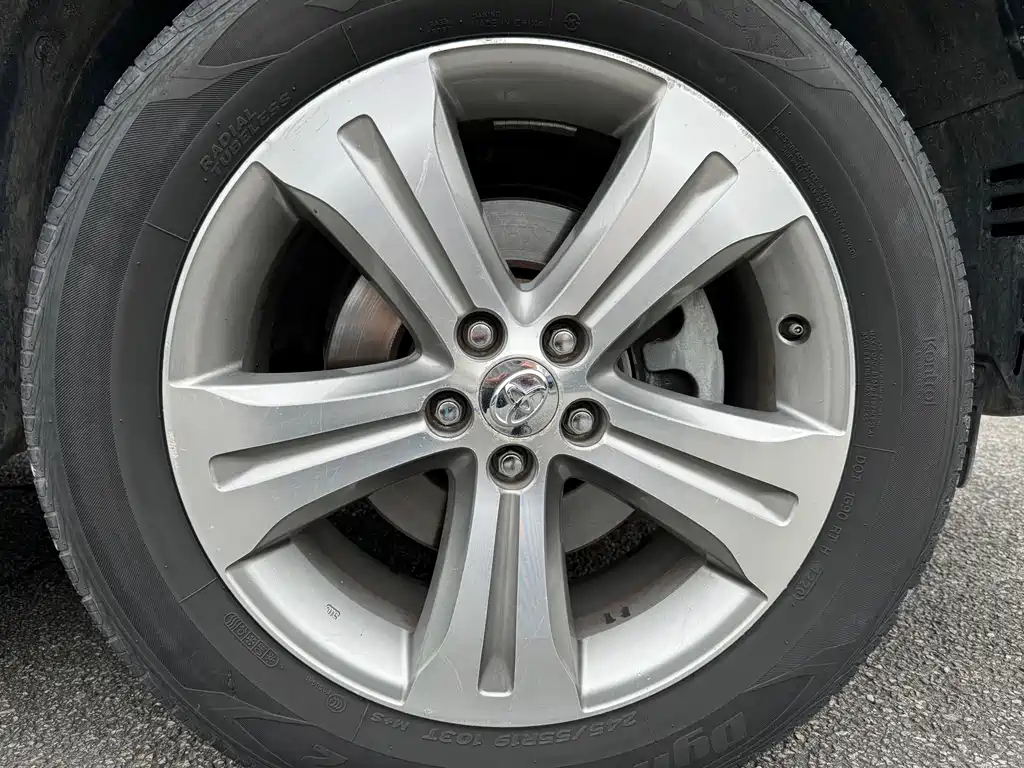TOYOTA HIGHLANDER 2014