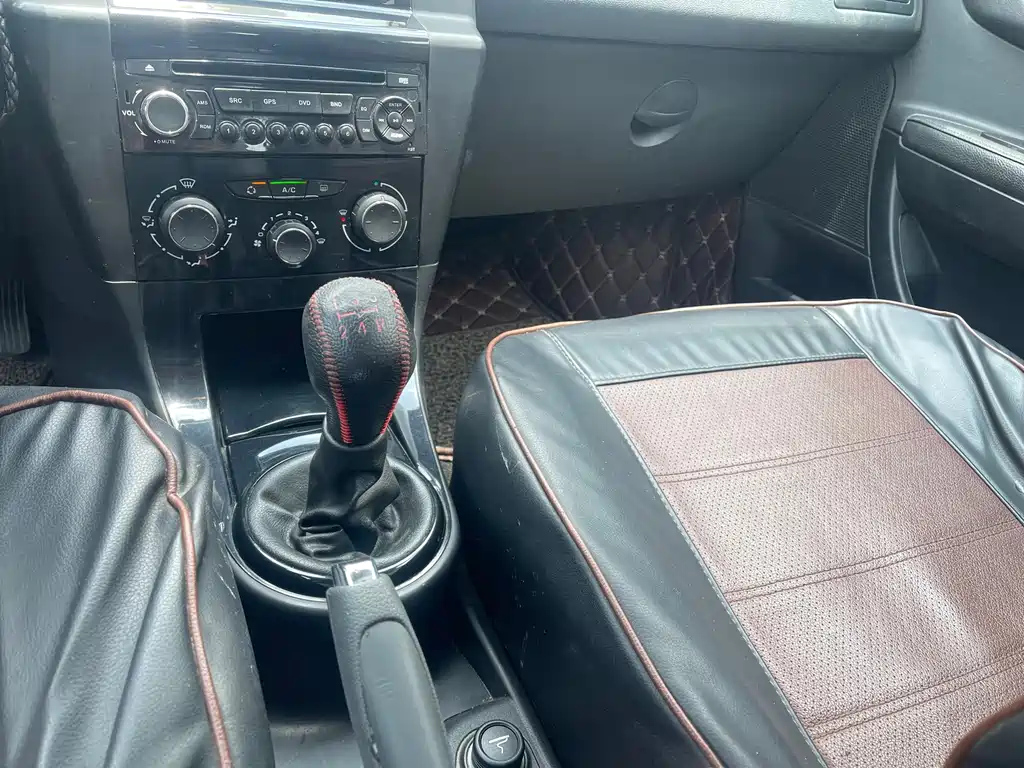 CITROEN C-QUATRE 2013