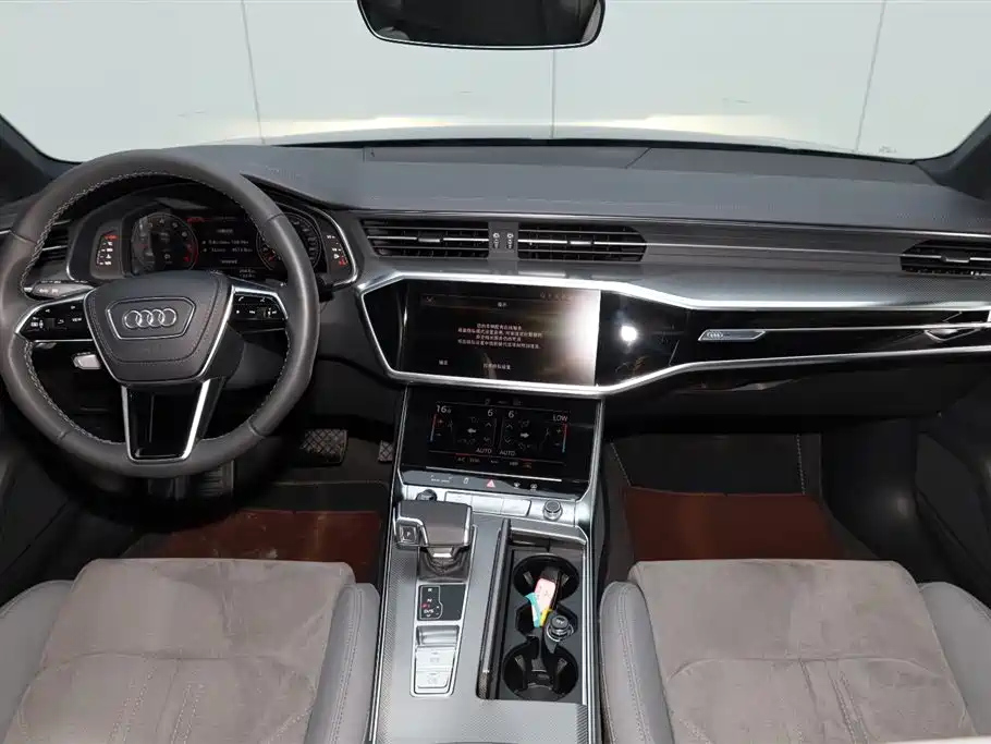 AUDI A6L 2023